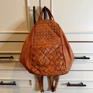 Soft leather convertible backpack/shoulder bag